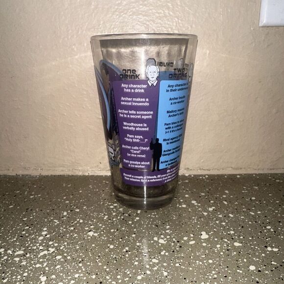 Rare 2013 ARCHER Animated FX TV Show Drinking Game Pint Glass w/Rules - Picture 2 of 5